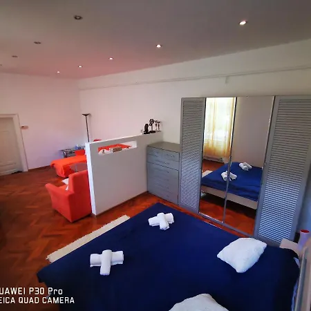 Casa Mantos